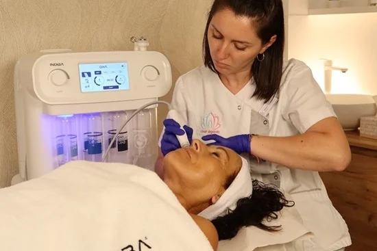 tratamientofacial indiba ona.jpg elektrostimulator